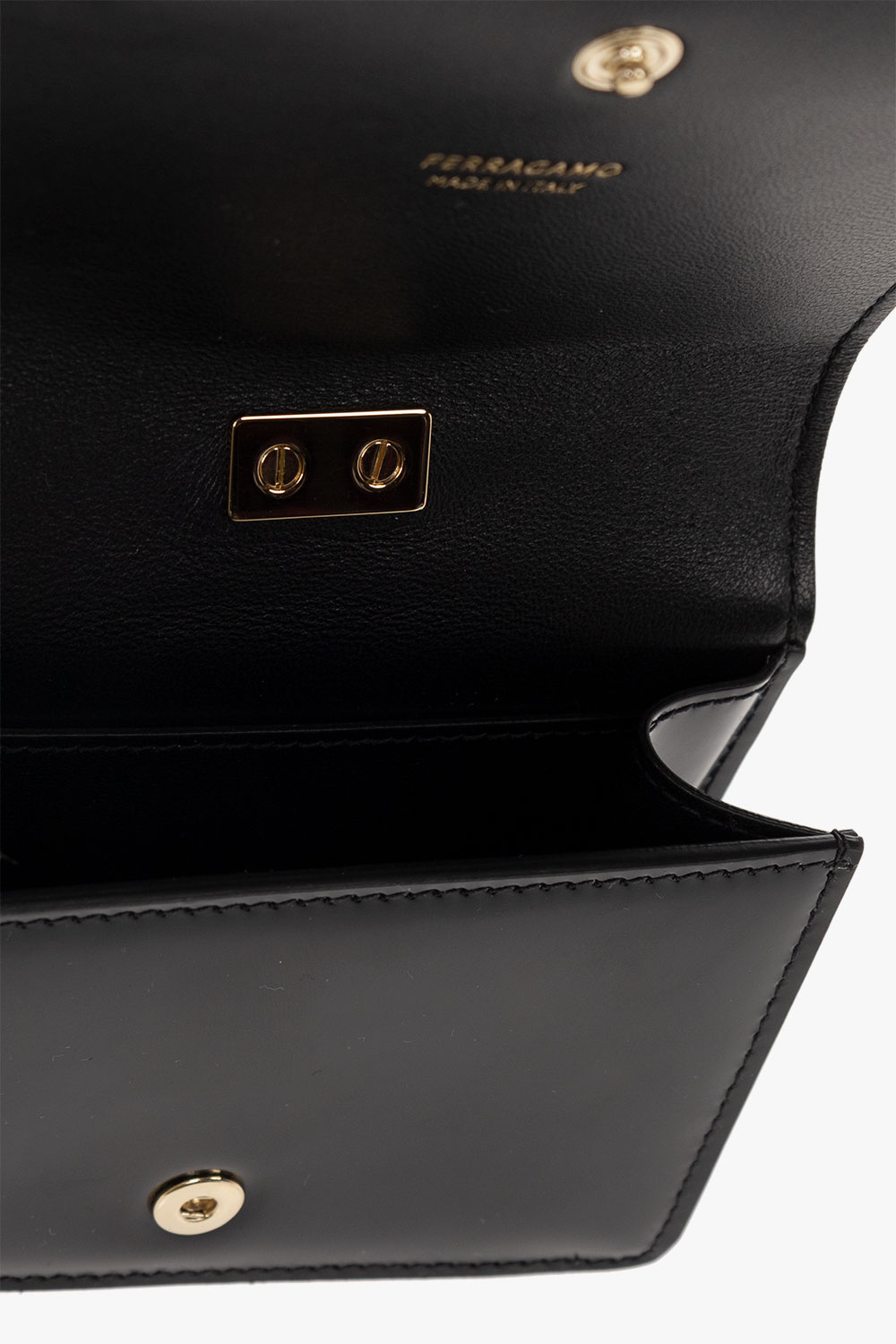 【FERRAGAMO】MICRO CROSSBODY BAG Hug mini crossbody bag - Women | Ferragamo